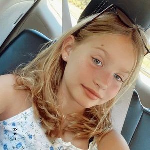 Meet your Posher, Lucy